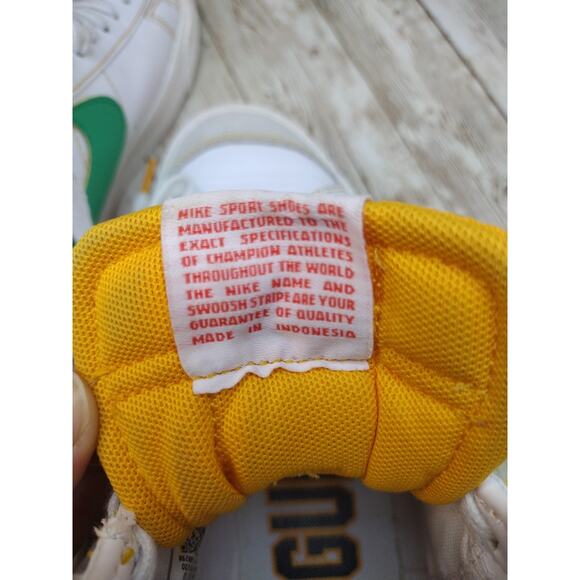 Nike Blazer Mid 77 Roswell Rayguns GS DD9528-100 Youth Size 6 - Picture 15 of 15